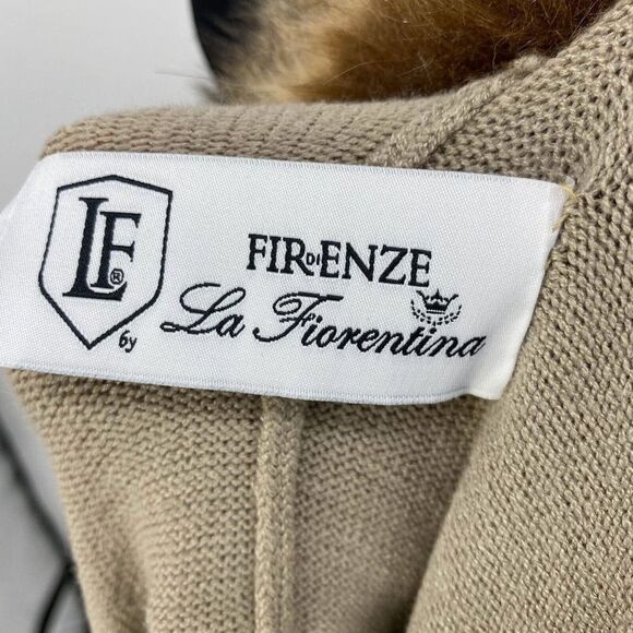 La Fiorentina Ruana Poncho With Faux Trim Collar Camel NWT - Picture 9 of 9